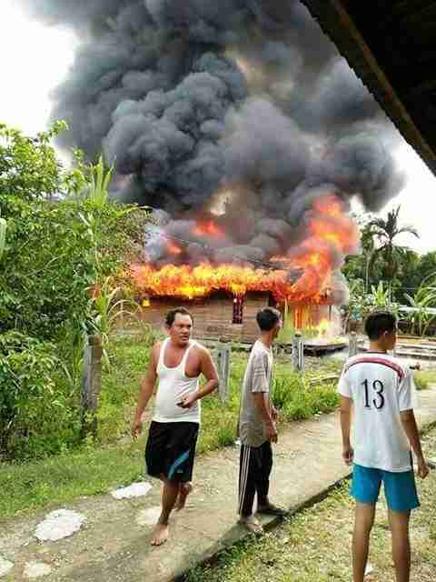 Satu Rumah di Desa Pungkat Ludes Terbakar